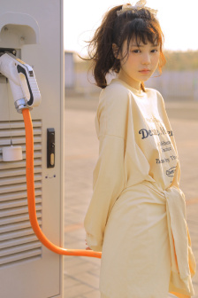 美女PK精子2